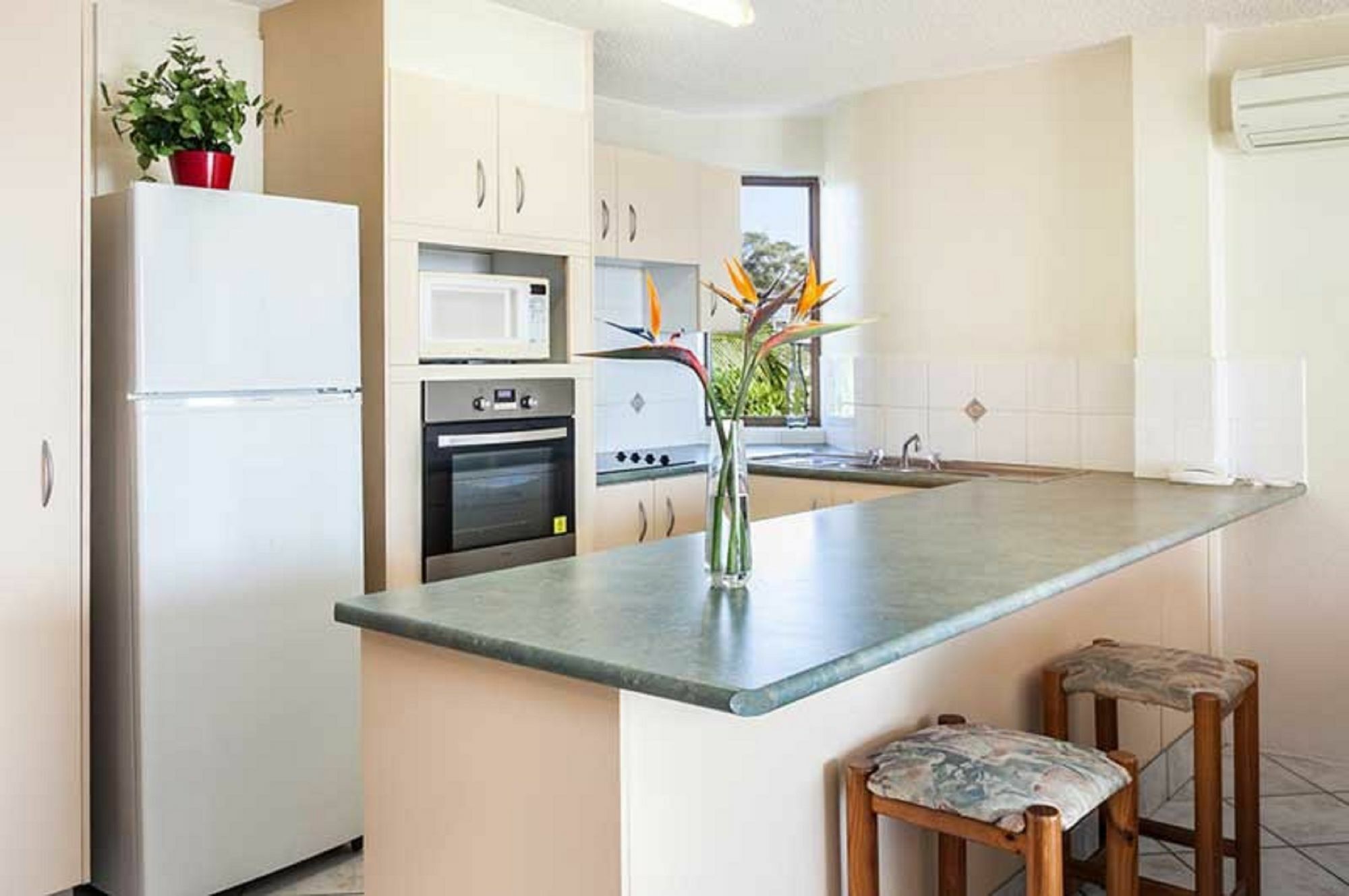 Alexandria Apartments Alexandra Headland Zewnętrze zdjęcie